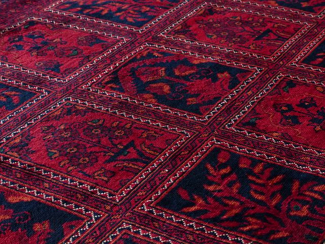 koberec červený detail