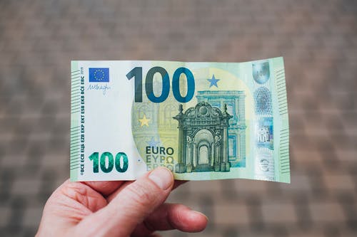 eurová bankovka 